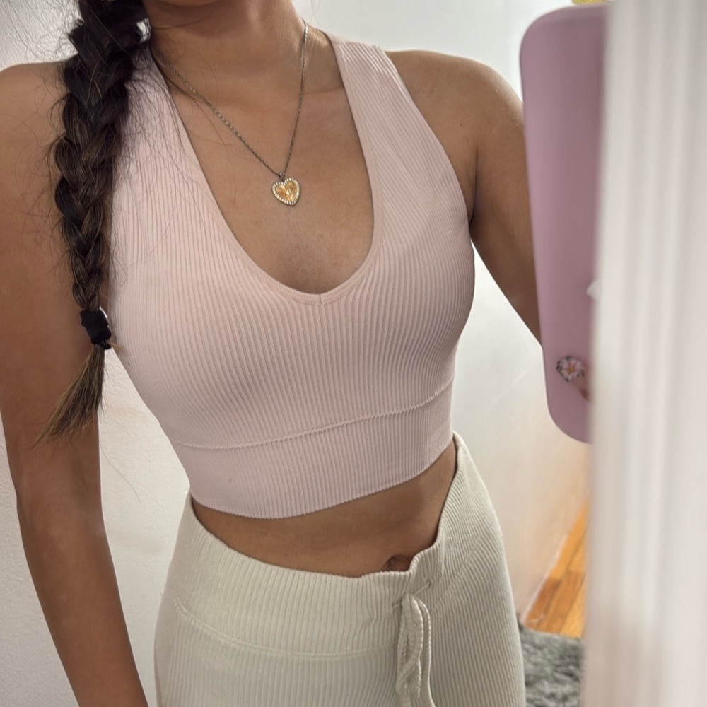 GARAGE TANK TOP WITH A V CUT